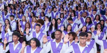 El ISFODOSU entrega al país 1,091 nuevos maestros de excelencia