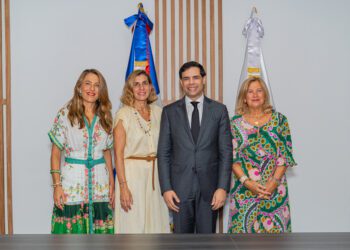 Grupo Piñero apuesta por la cultura con estreno de filme y acuerdo oficial