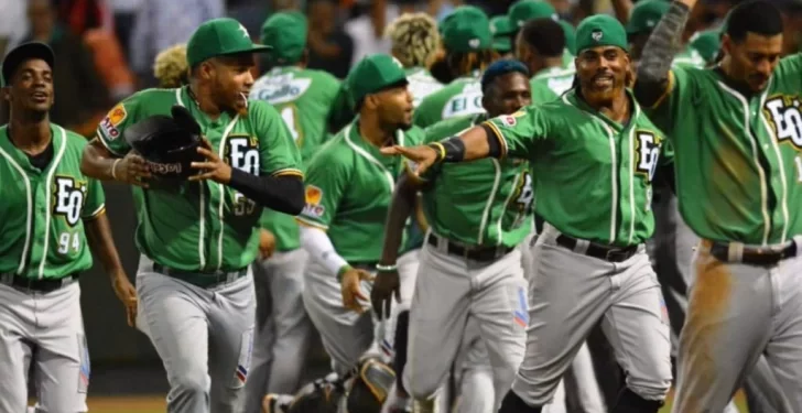Estrellas inician con poder y vencen a los Toros 7-3
