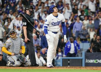 La noche de Ohtani: Tres jonrones y blanqueada llevan a los Dodgers a la Serie Mundial