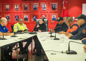 Alerta roja en Distrito Nacional: Melissa satura los suelos