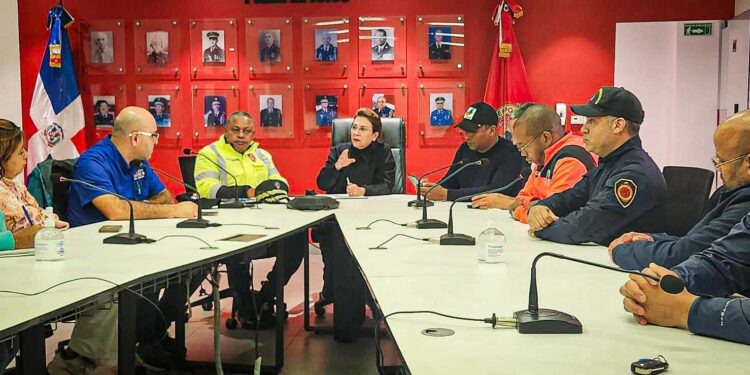Alerta roja en Distrito Nacional: Melissa satura los suelos