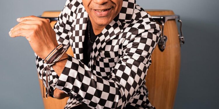 Yani Borrell, “El Elegante de la Salsa”, gana en los Latin Awards Canada