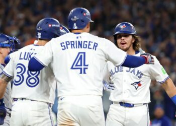 Toronto golpea primero a Dodgers con una avalancha ofensiva en la Serie Mundial