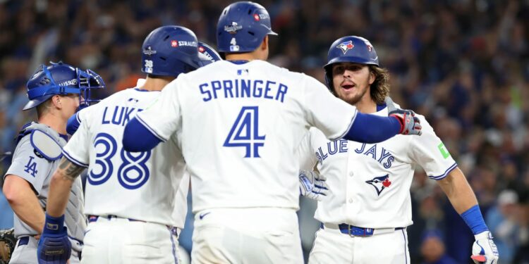 Toronto golpea primero a Dodgers con una avalancha ofensiva en la Serie Mundial