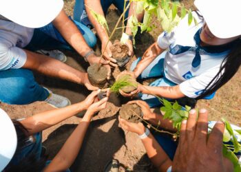Popular expone su modelo de sostenibilidad en jornada de comunicación de la PUCMM