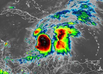 Huracán Melissa alcanza categoría 5 al sur de Jamaica