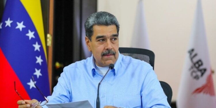 Maduro suspende acuerdo energético con Trinidad y Tobago