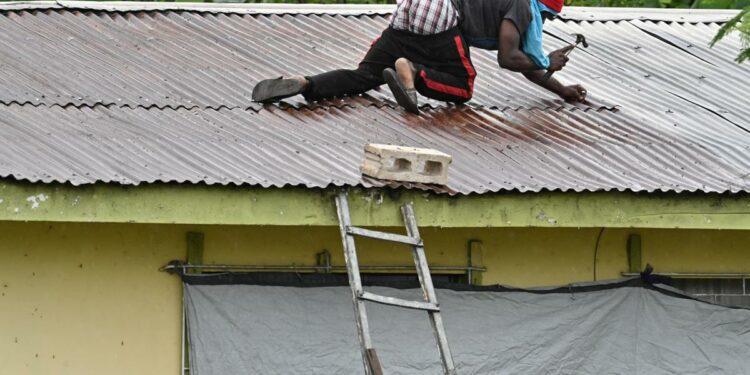 Tragedia en Jamaica mientras el huracán Melissa se acerca