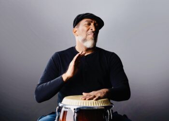 Fallece la madre del artista y productor musical Chichí Peralta