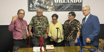 La Tertulia de Orlando lleva su voz poética a Jarabacoa