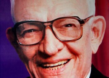 PLD conmemora el 24 aniversario del fallecimiento del profesor Juan Bosch