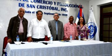 Ramón Puello Báez advierte: "Vulgaridad en redes afecta a la juventud"