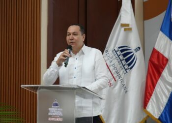 Más del 80 % de egresados de Prepara valoran formación en sus vidas