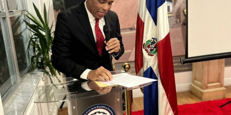 Presentan en Florida proyecto cinematográfico narra vida e historia de Desiderio Arias