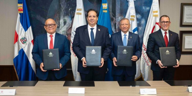 Banreservas renueva alianza para impulsar la donación de sangre