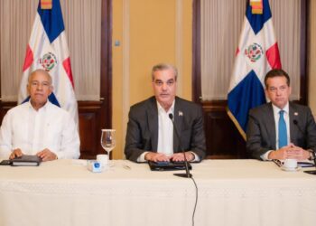 Gobierno garantiza precios estables para Navidad 2026