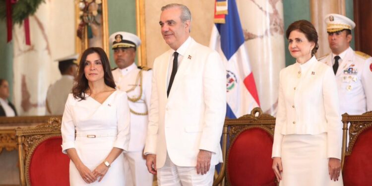 Siete embajadores asumen funciones y estrechan lazos con RD