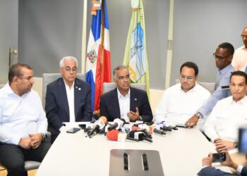 Servicio eléctrico comienza a restablecerse, informa el Gibierno