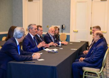 Abinader sigue en la búsqueda de colocar a RD en la mira de los semiconductores