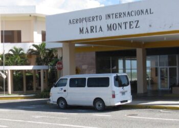 Clamor por el Aeropuerto María Montez, excluido de la inversión aérea