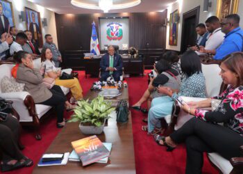 Pacheco garantiza aprobación sin cambios de la cesantía