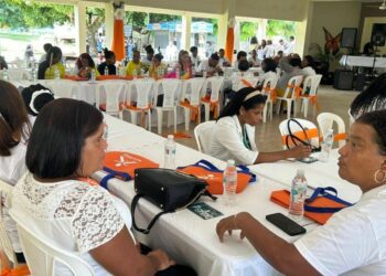 Clausuran con éxito del V Congreso de Mujeres Líderes en SDE