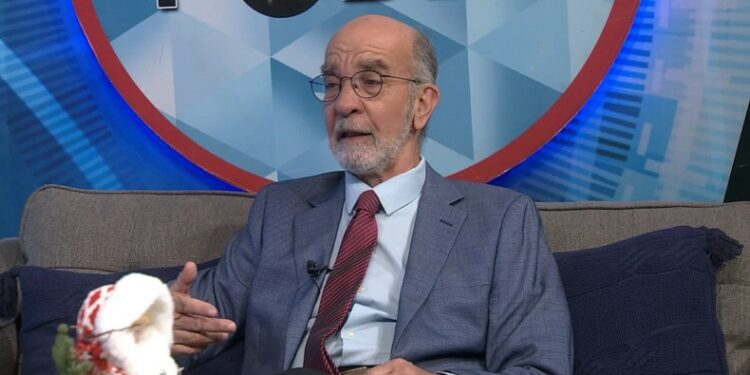 Politólogo advierte un outsider inesperado podría sorprender en 2028