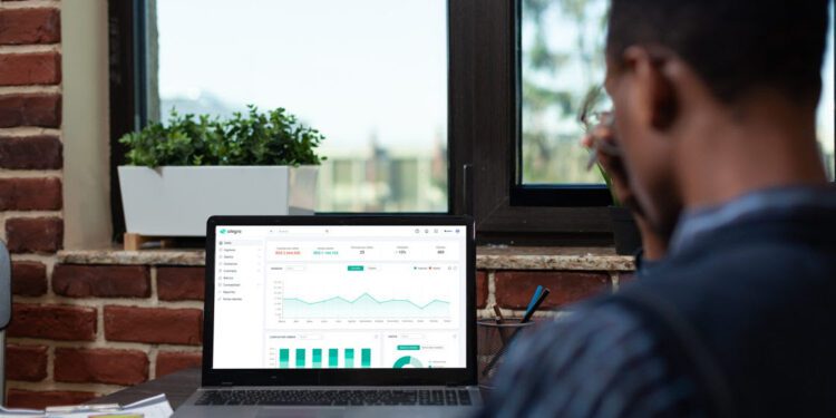 Alegra.com: la IA revoluciona la contabilidad en RD: 50% menos trabajo operativo