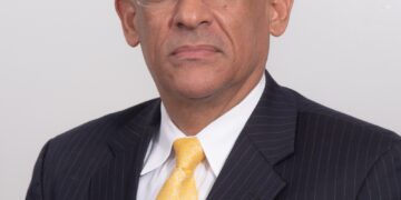 Declaran al profesor Nino Collado "Orgullo Latinoamericano" en FL