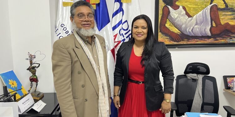 Adompretur y Dirección de Museos inician ruta hacia el Museo del Turismo