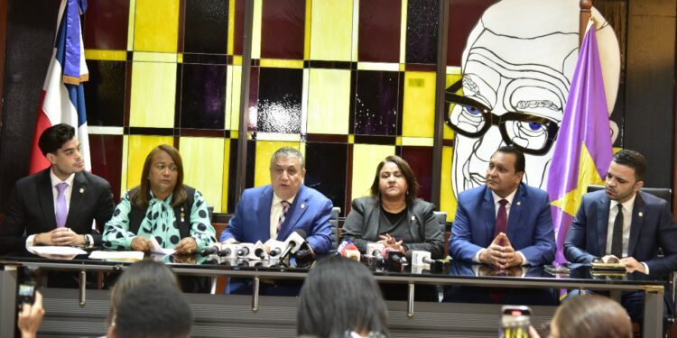 PLD acusa al PRM de intentar mutilar derecho a la cesantía