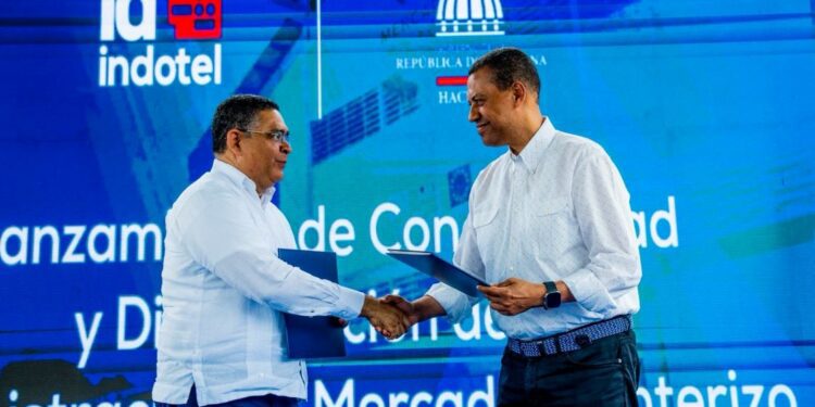 Indotel y Economía sustituyen el sistema manual por digital en mercado de Dajabón