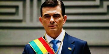 Rodrigo Paz asume la presidencia de Bolivia con un duro diagnóstico del país