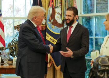 Trump recibe al presidente sirio Ahmed al Shara en una histórica reunión en Washington