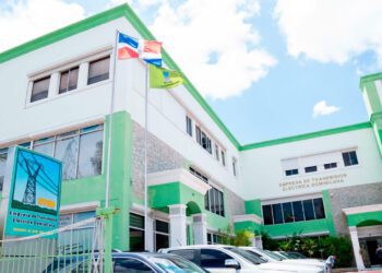 Abinader destituye al administrador de la ETED tras apagón nacional 