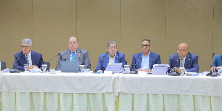 Gobierno defiende un presupuesto 2026 anclado en estabilidad fiscal