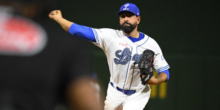 César Valdez guía triunfo del Licey sobre Gigantes 3-2