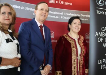 Reconocen en Canadá la trayectoria del diplomático Eugenio Matos