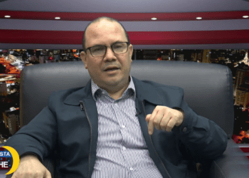 Reacomodo demócrata sacude el tablero político en EE.UU.