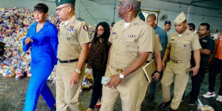 República Dominicana envía ayuda humanitaria a Jamaica tras huracán Melissa