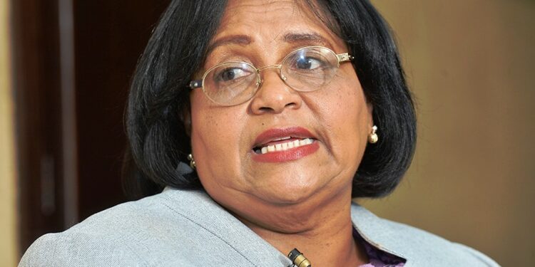 "Ni santa ni pecadora": exdirectora de SeNaSa responde a auditoría cinco años después