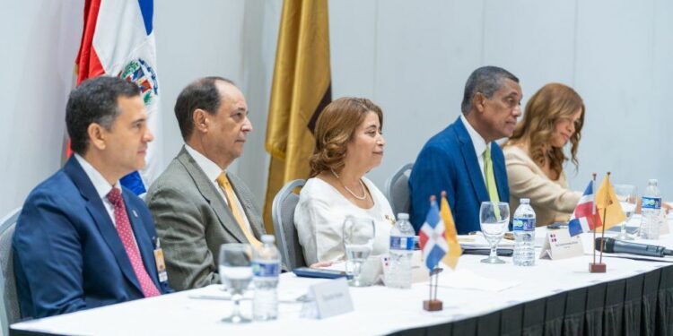 La JCE mueve fichas en EE. UU. y Puerto Rico