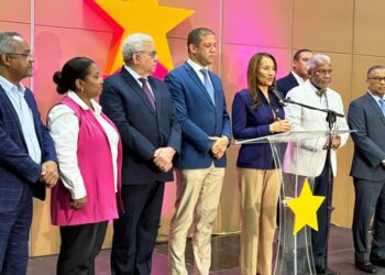 Ofensiva PLD: denuncia el "colapso" económico y exige auxilio para las MiPymes