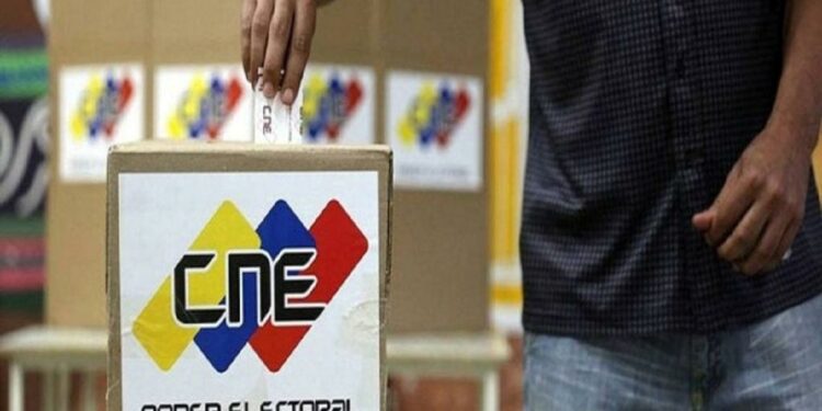 Venezolanos deciden el destino de sus comunidades en Consulta Popular