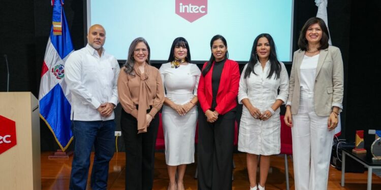 Asociaciones Sin Fines de Lucro se fortalecen con apoyo de Asociación Cibao e INTEC