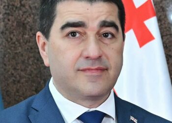 En este país restringe el voto exterior para blindarse de “actores extranjeros”