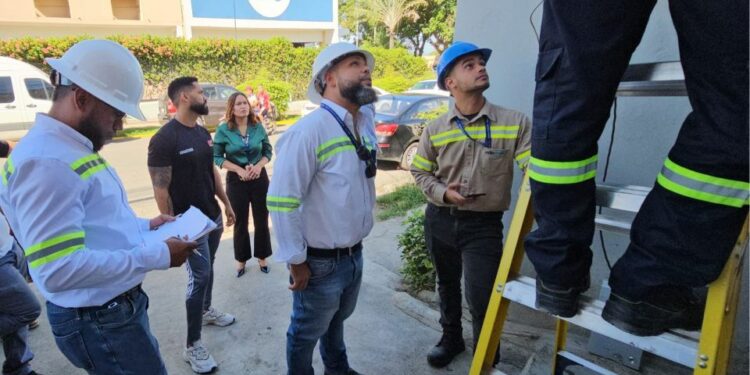 EDENORTE aclara facturación con paneles solares en gimnasio de Santiago