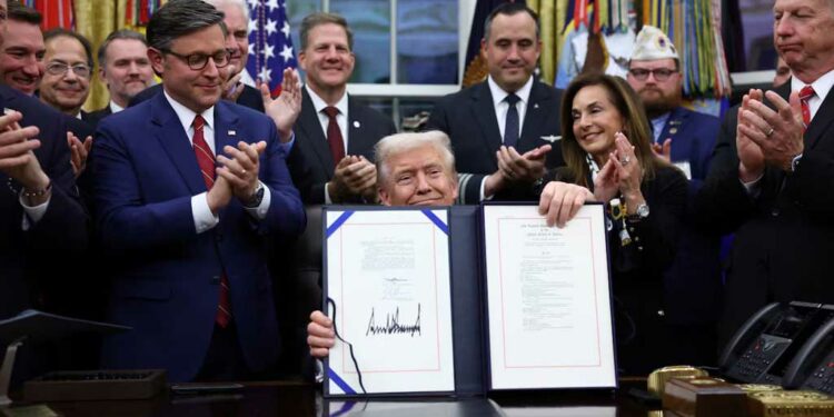 Trump pone fin al cierre de Gobierno más largo de la historia de EEUU