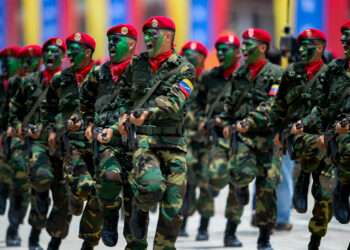 Venezuela moviliza 200.000 militares ante “amenaza” de Estados Unidos